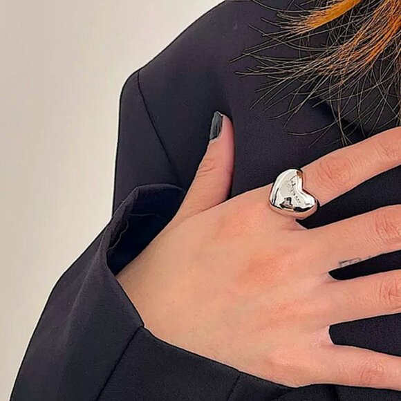 Sterling Silver Plated Love Me Heart Bubble Ring - Picture 9 of 9